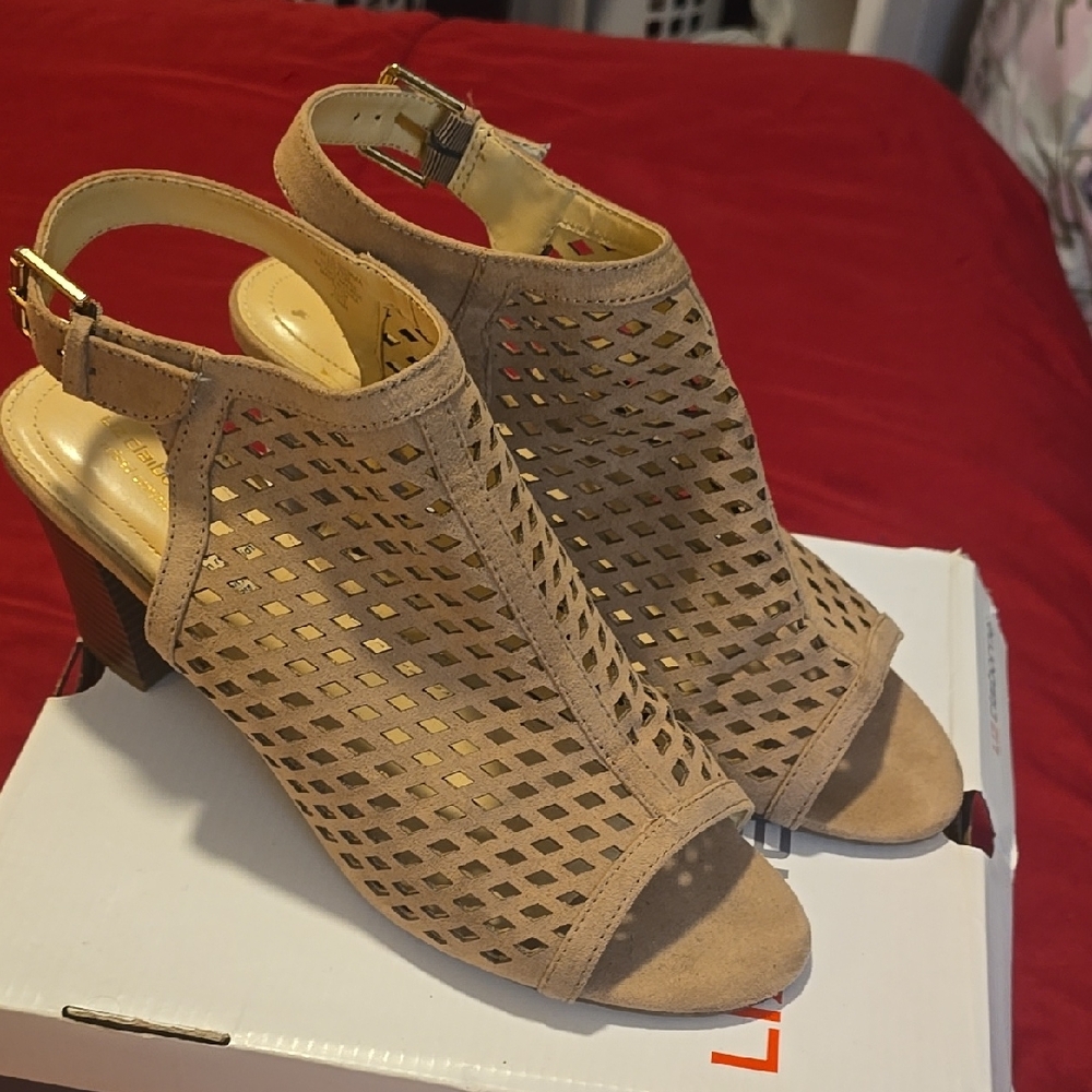 Elegant Tan Peep-Toe Heels